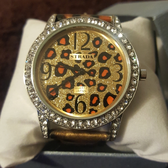 Watch - Picture 4 of 5